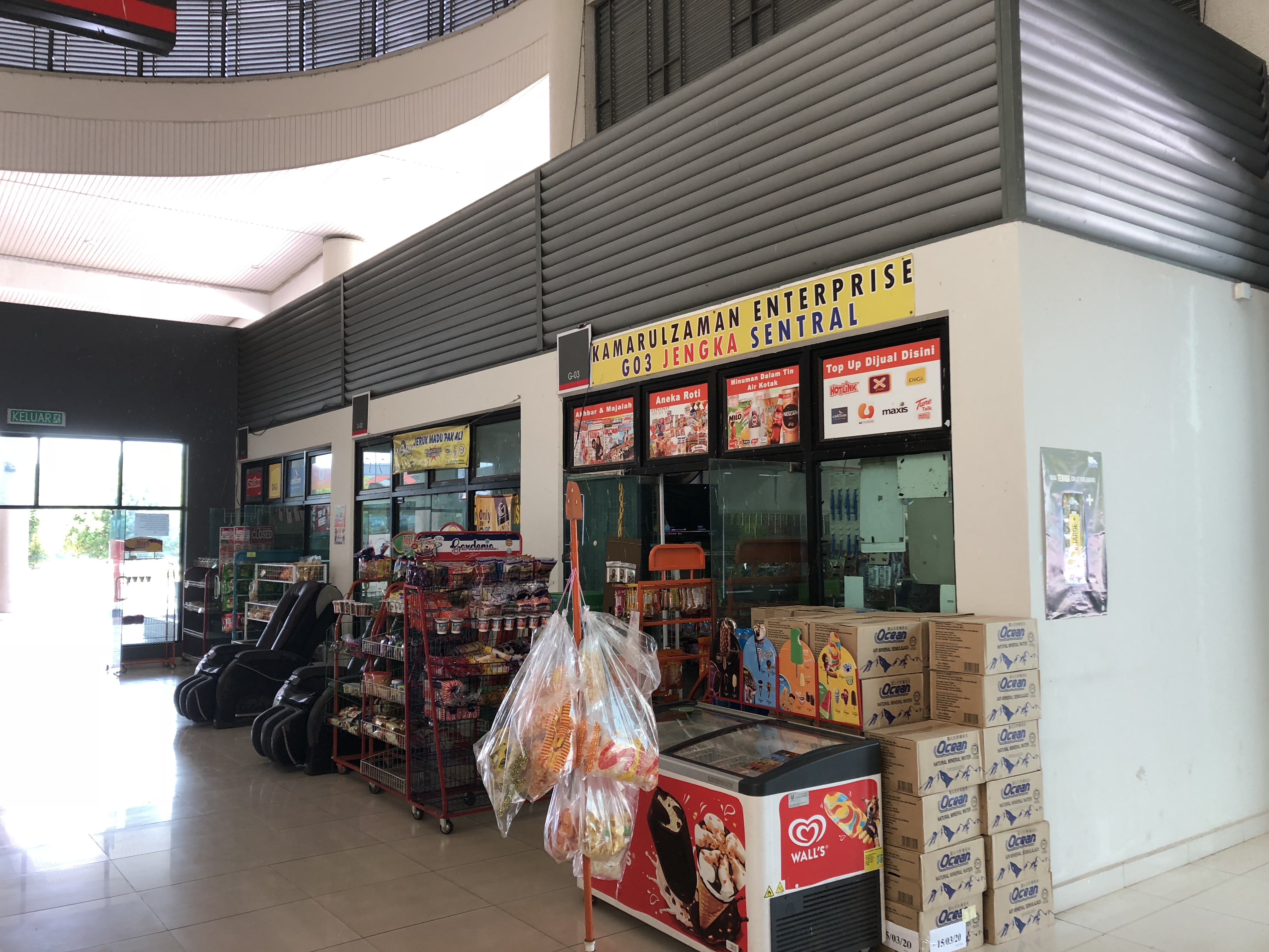 Jengka Sentral stores