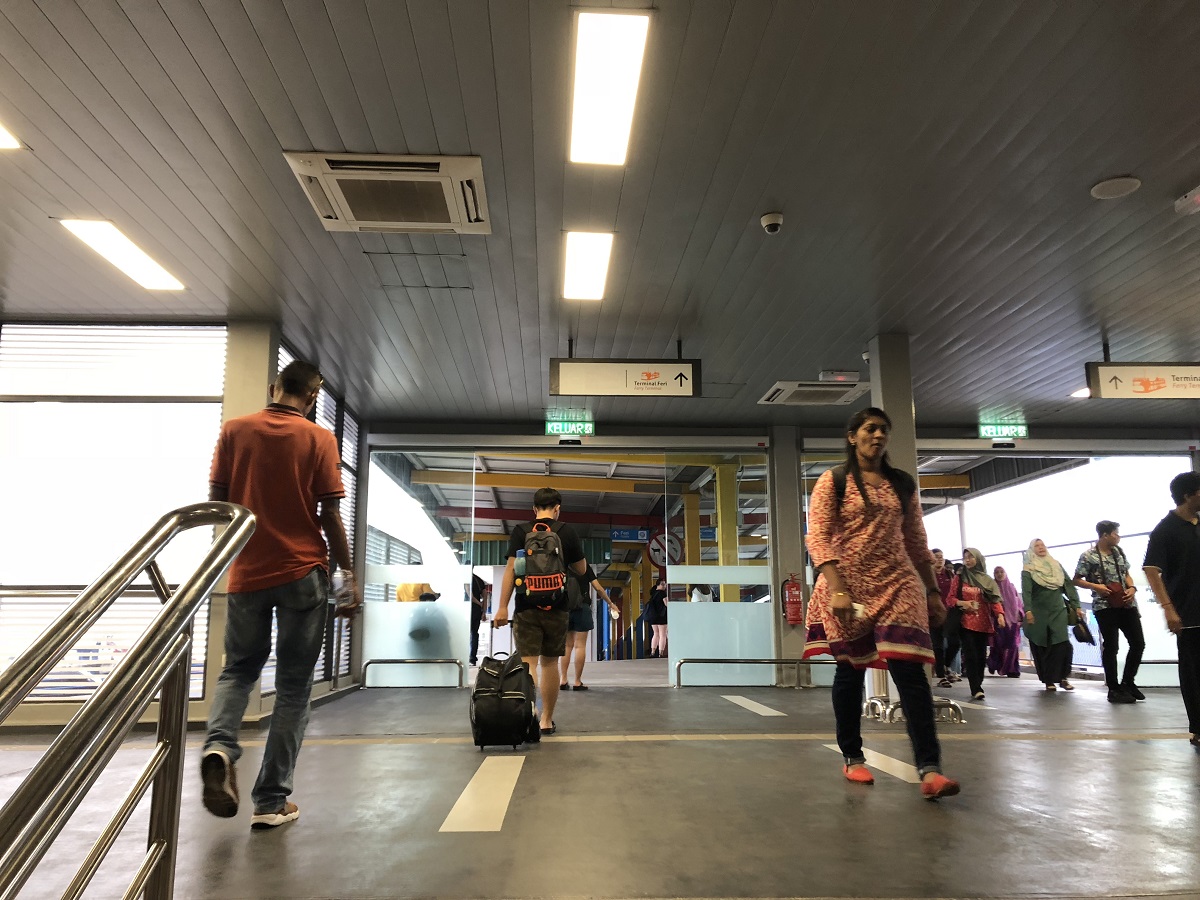 Link Bridge to jetty platform